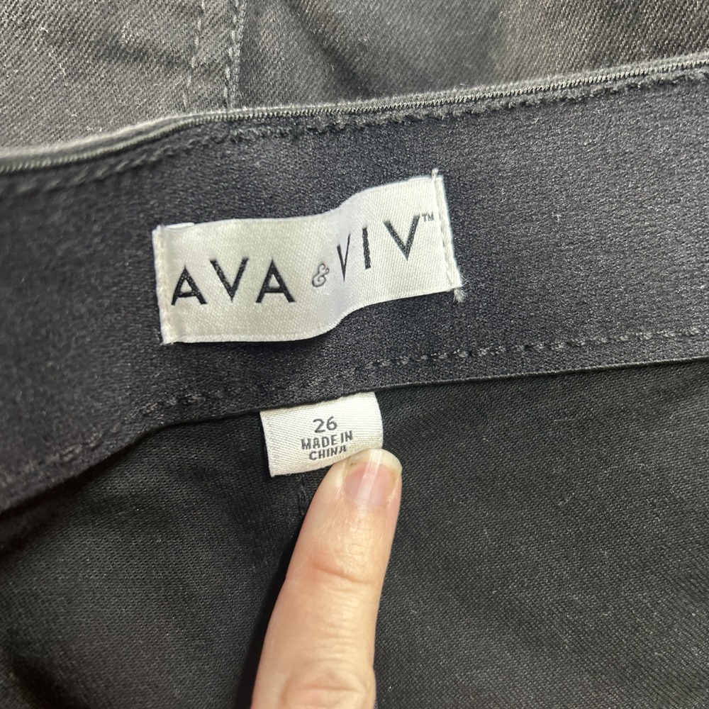 Women's High-Rise Skinny Jeans Ava & Viv Black Denim Size 26 Heavyweight - Picture 6 of 8